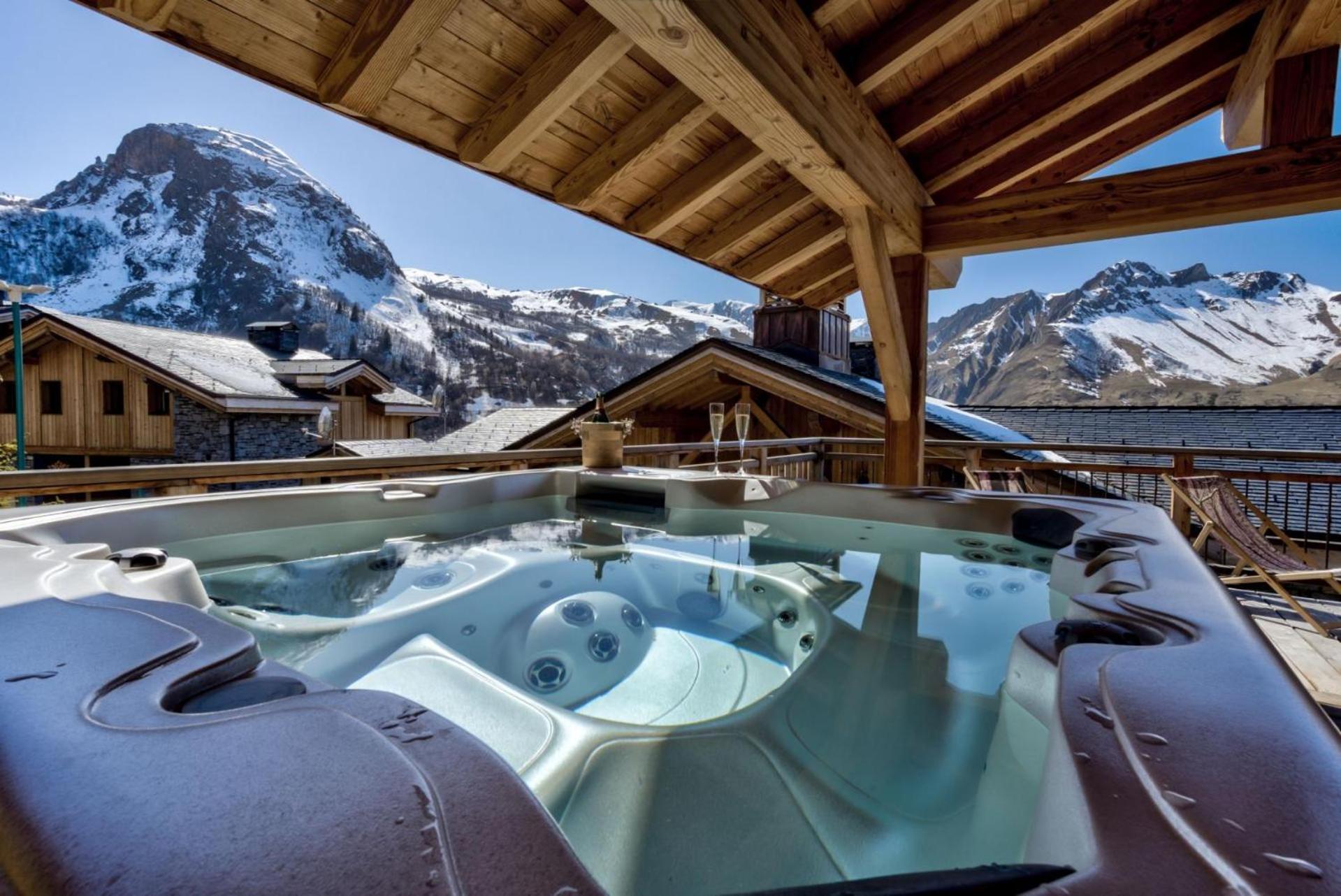 Opulent Luxury Escape In St. Moritz Jacuzzi Apartment Exterior photo